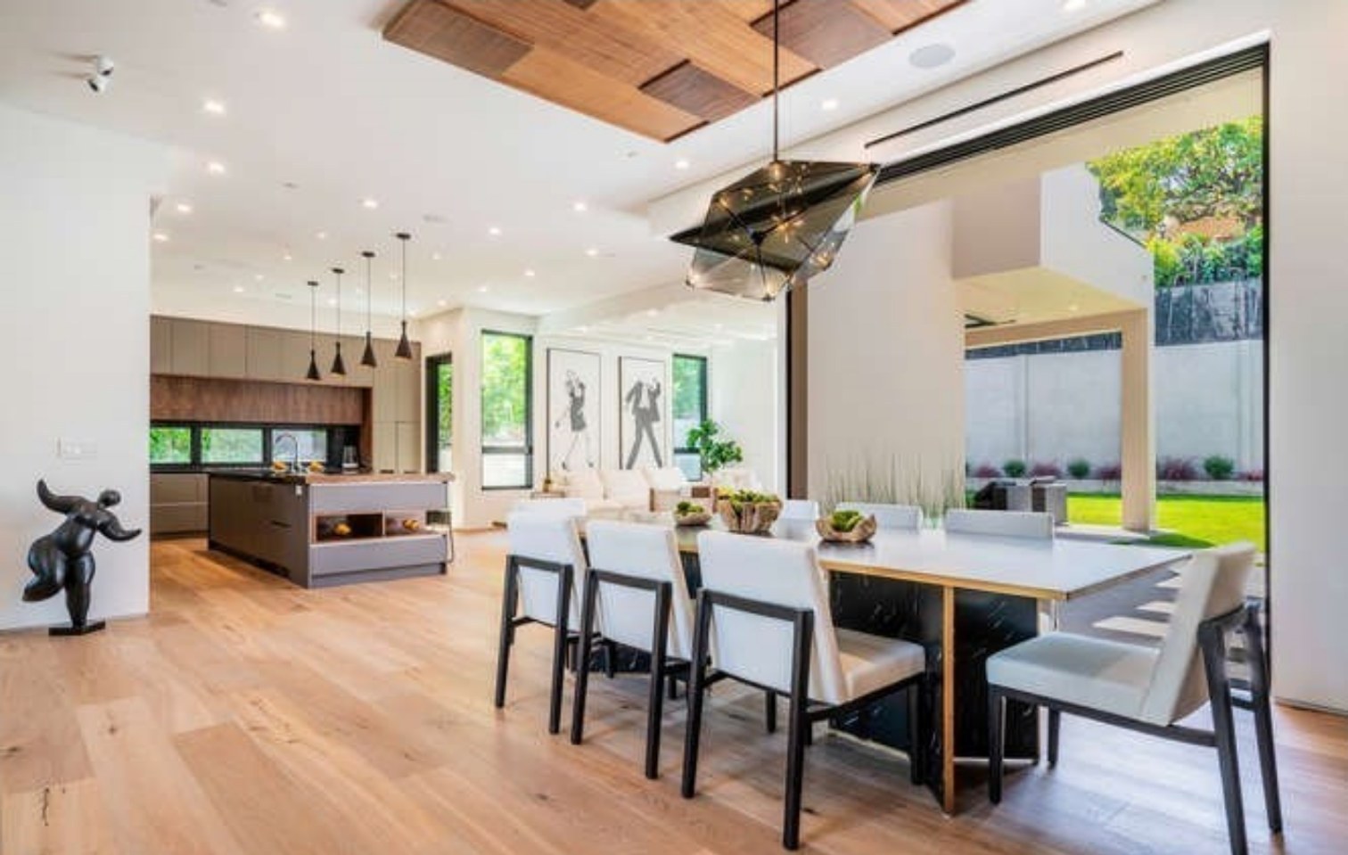 Dining area open to the kitchen and terrace